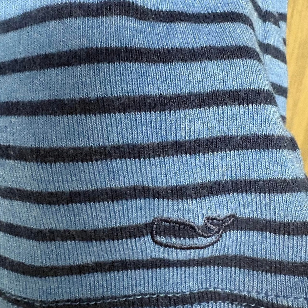 Vineyard Vines Blue Striped Ribbed Tee Size M Whale Logo Short Sleeve Top - Picture 4 of 5